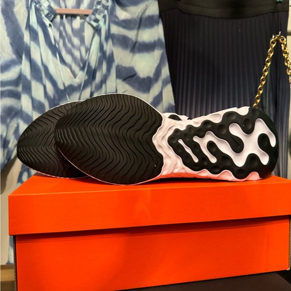 NIB Nike Phantom sneakers men’s size 12 - Picture 4 of 5